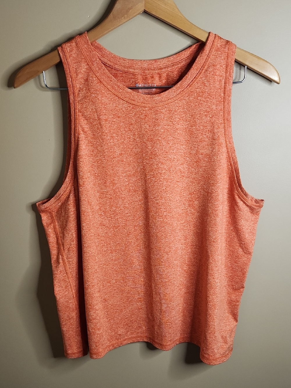 Athlets Uptempo Tank In Orange. Size L.